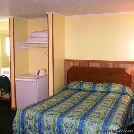Sea Hawk Oceanfront Motel Myrtle Beach Quarto foto
