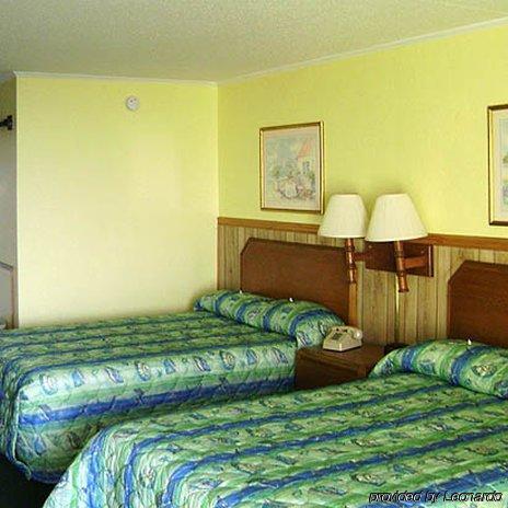 Sea Hawk Oceanfront Motel Myrtle Beach Quarto foto
